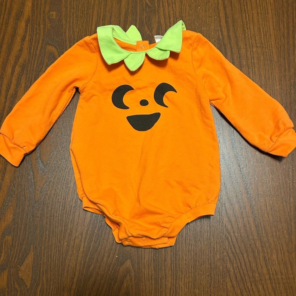 Cat & Jack 12 month orange pumpkin outfit